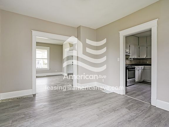 5-Dining Room