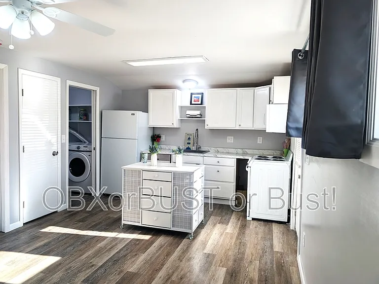 100A N Mallard Ct — Photo 1