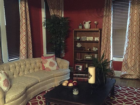 3rd image of 500 Magnolia Ave