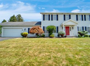 378 Salt Rd, Webster, NY 14580