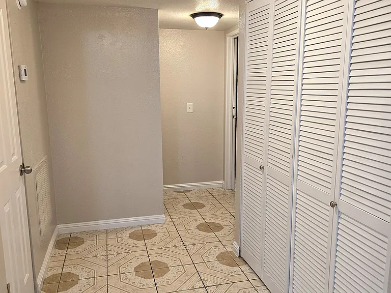 4781 E Craig Rd #A — Photo 8