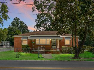 174 Roosevelt Dr, Saint Stephen, SC 29479