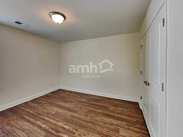353 Macroom Ct — Photo 18