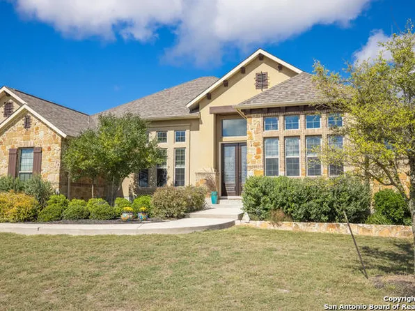334 Bluff Woods Dr, Driftwood, TX 78619