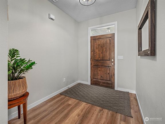 4th image of 11111 NE 134th Court