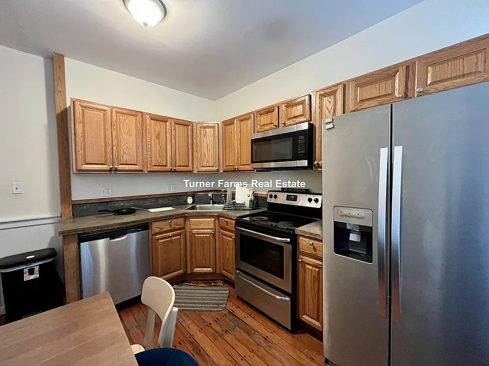 1 Folsom Ave #1R