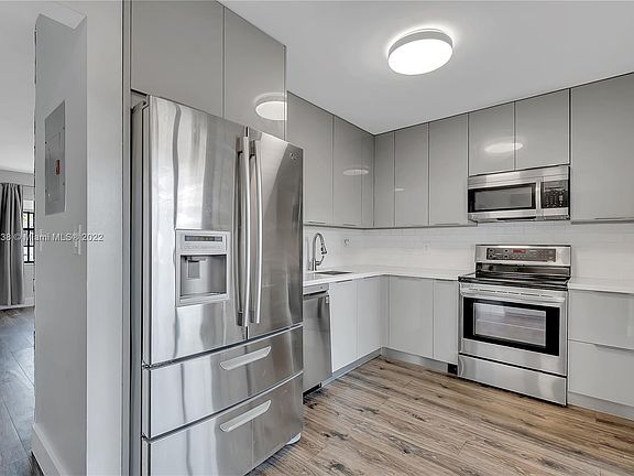 2nd image of 10719 NW 10th St
