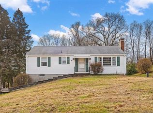 9 Brownstone Rd, East Granby, CT 06026