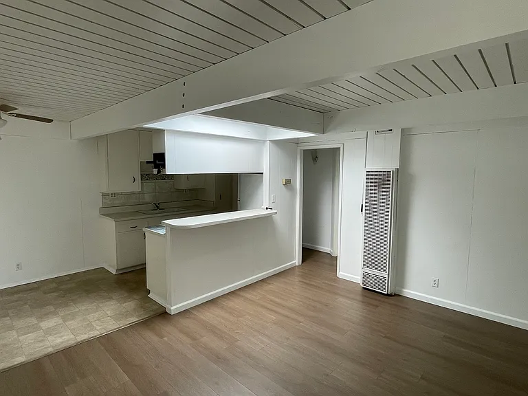 44 Bennett Ave #B — Photo 1
