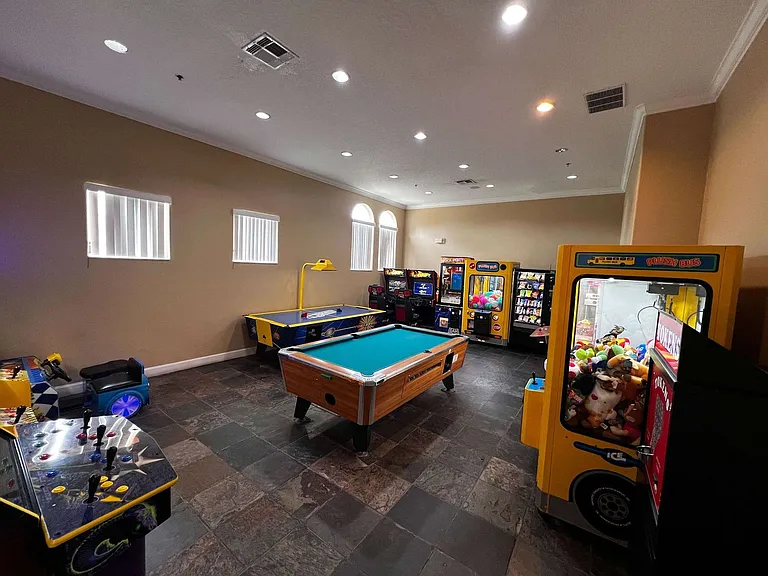 127 Pompano Beach Dr #ID1337708P — Photo 32