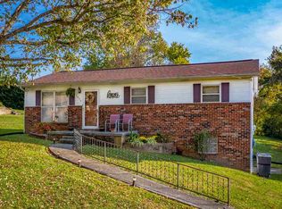 2052 Ivanhoe Rd, Morristown, TN 37814