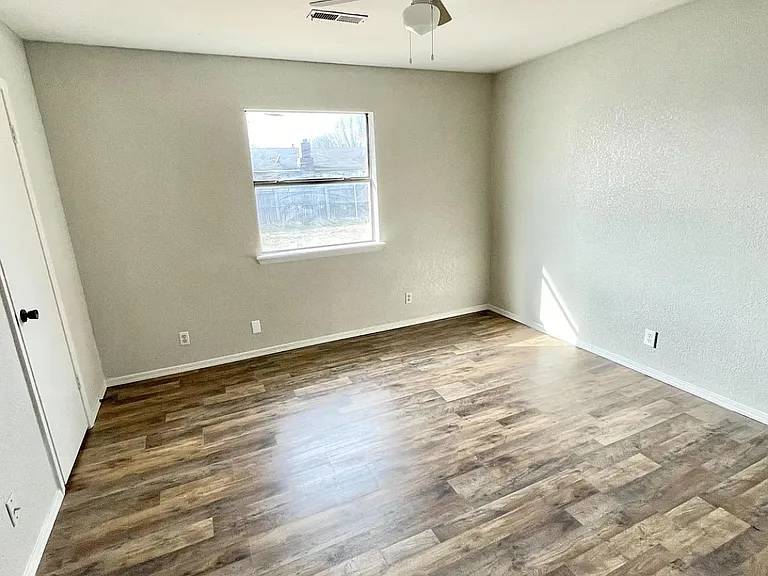 14088 S Hickory St E — Photo 6