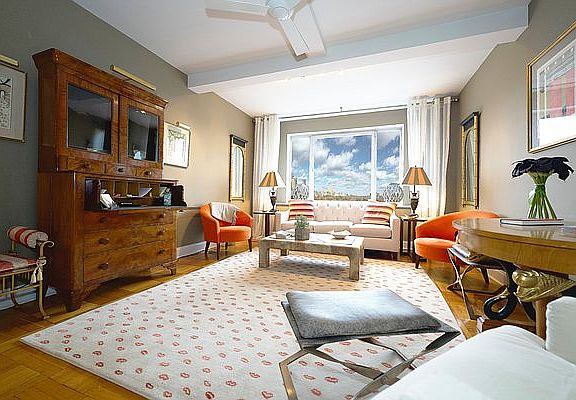 4th image of 120 Central Park S APT 14D