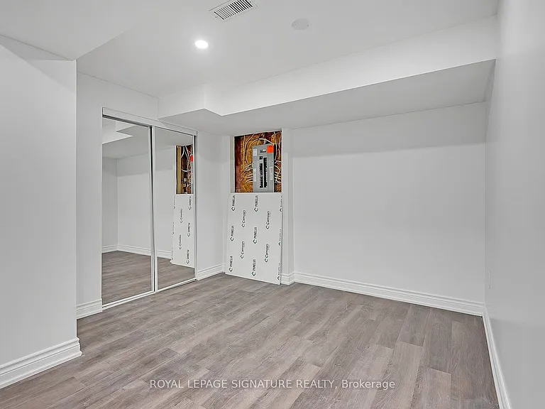 353 Wood Duck Ln #BASEMENT — Photo 20