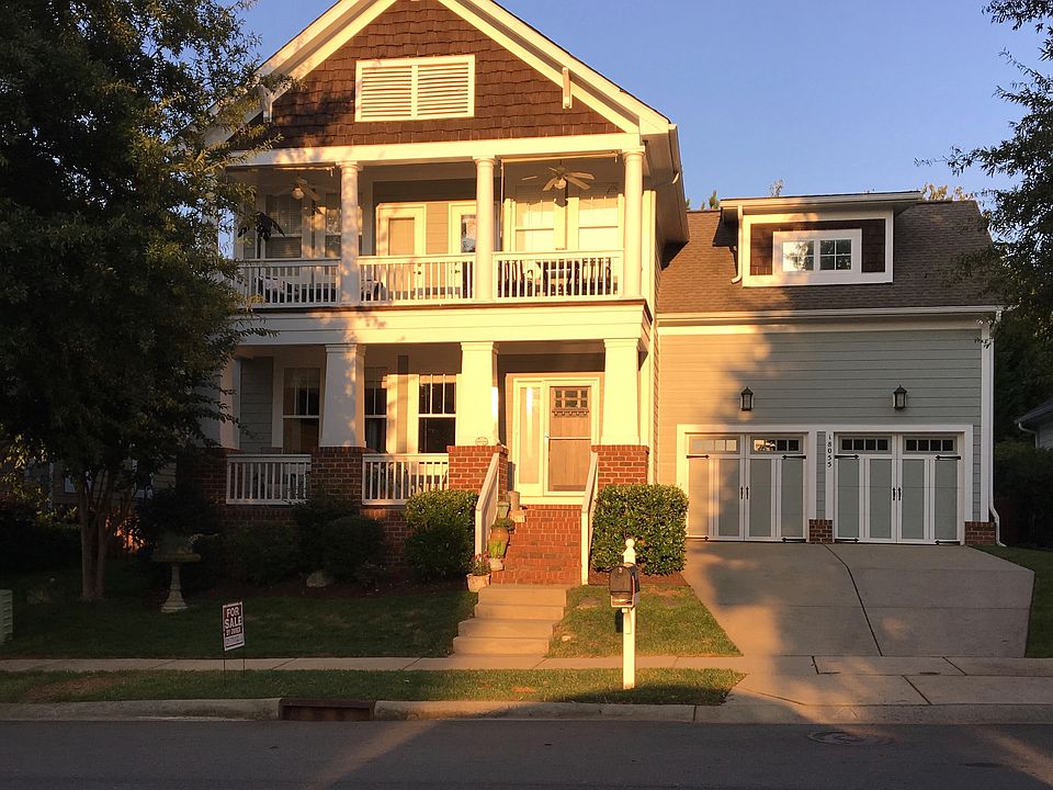 Welcoming Craftsmen Home