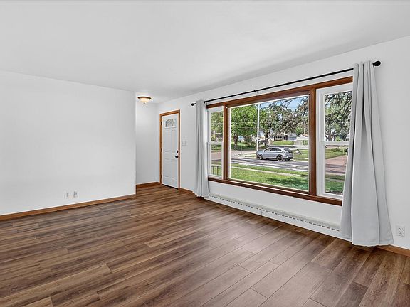 5th image of 908 S Bauch Ave