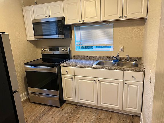 5th image of 8036 Mattox Ave #8034