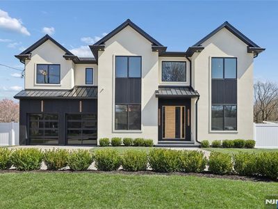 228 Spring Valley Rd, Paramus, NJ, 07652