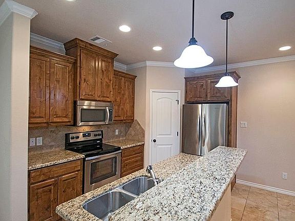 2nd image of 1728 Lonetree Dr