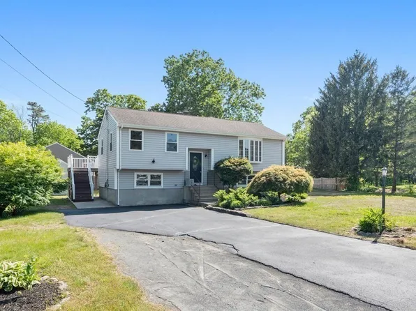 1577 Carriage Park Dr, Dighton, MA 02715