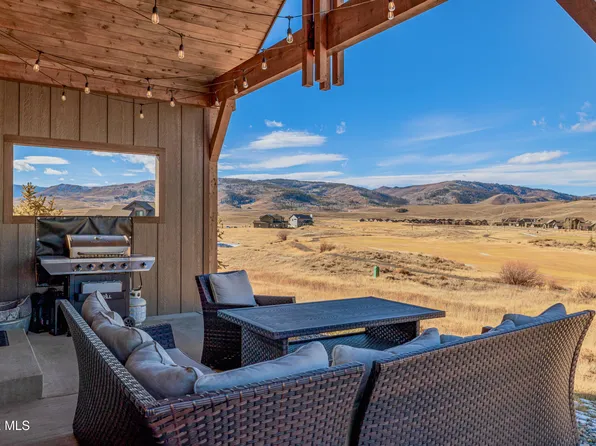 180 Buckhorn Circle, Granby, CO 80446