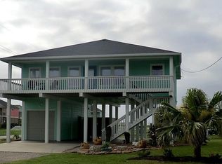 2301 Antigua Cir, Crystal Beach, TX 77650