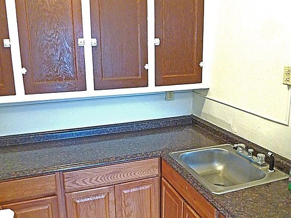 3rd image of 12228 Clifton Blvd APT 22