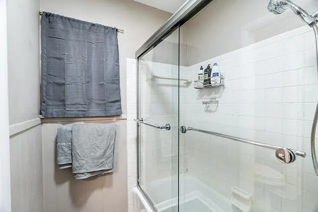 3 bed, 1396 sqft, $2,650 — Photo 4