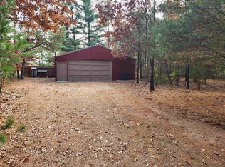 W5791 Quail Dr, New Lisbon, WI 53950