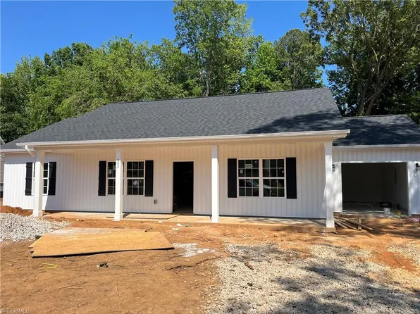 503 Quail Ln, Lexington, NC 27292