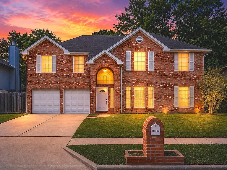 19002 Timber Way Dr — Photo 1