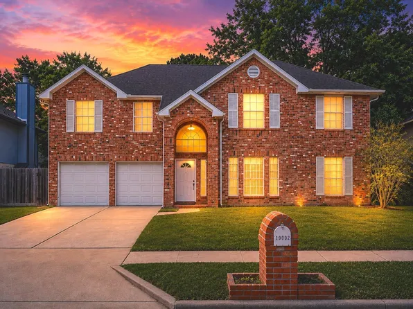 19002 Timber Way Dr, Humble, TX 77346