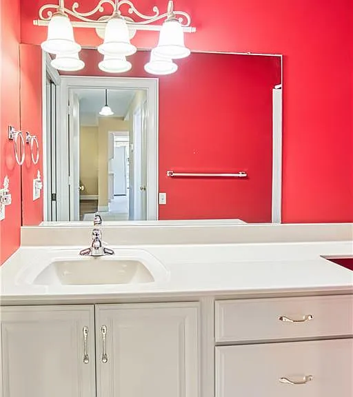 7402 Lake Breeze Dr #306 — Photo 24