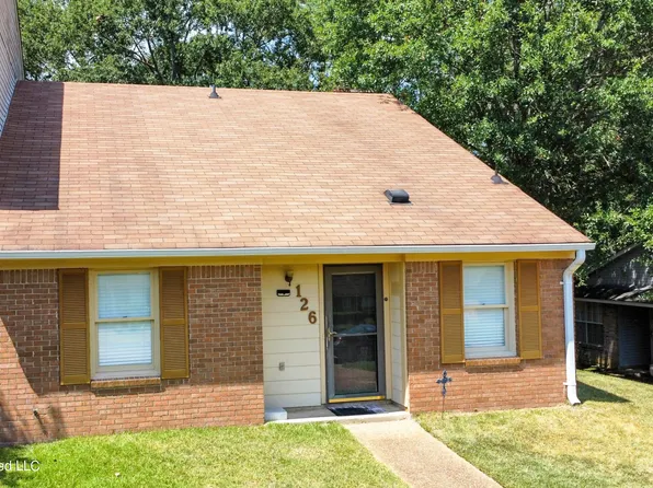 126 Amberwood Dr, Clinton, MS 39056