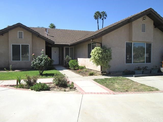 1st image of 3417 Altura Ave