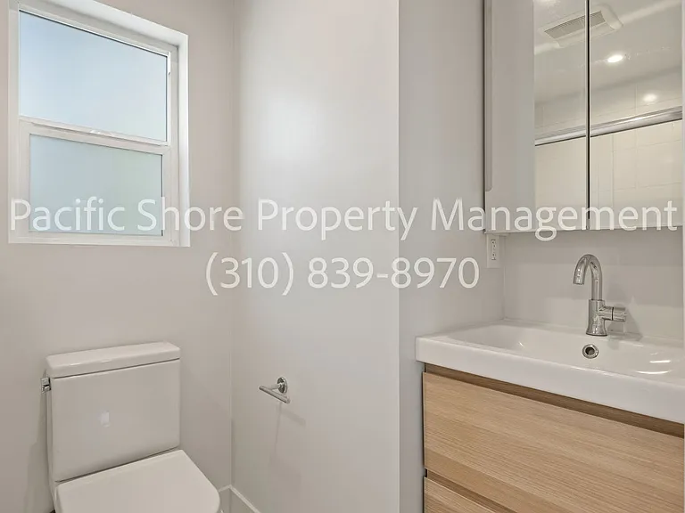 203 Benton Way Apartments — Photo 13
