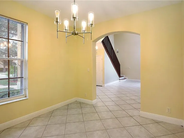 5873 NW 120th Ter — Photo 11
