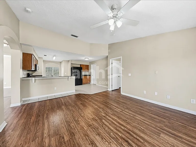12024 Cedarfield Dr — Photo 5