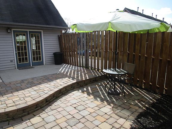 3rd image of 3217 Trace Ct