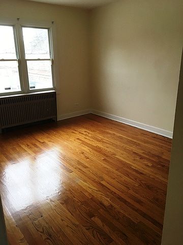 2nd image of 4265 N Elston Ave #2