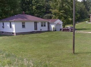 1660 Swigart Rd, Barberton, OH 44203