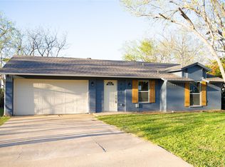 807 Crockett St, Midlothian, TX 76065