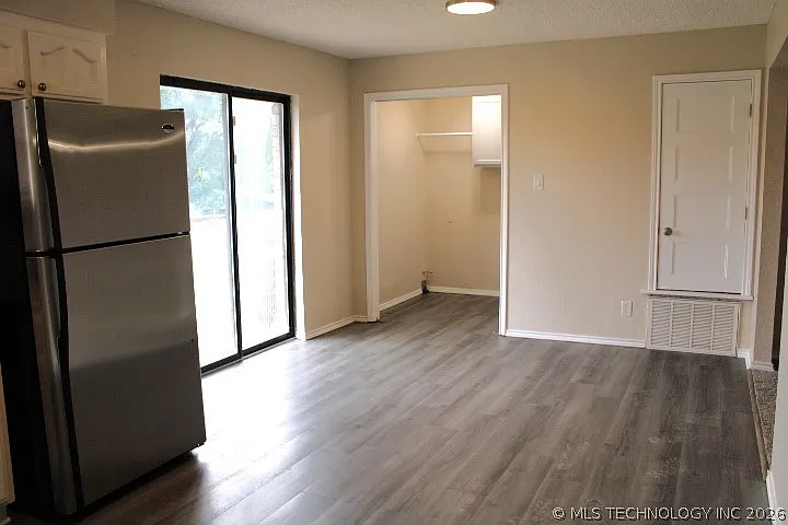 14633 S Xenophon Ave — Photo 5