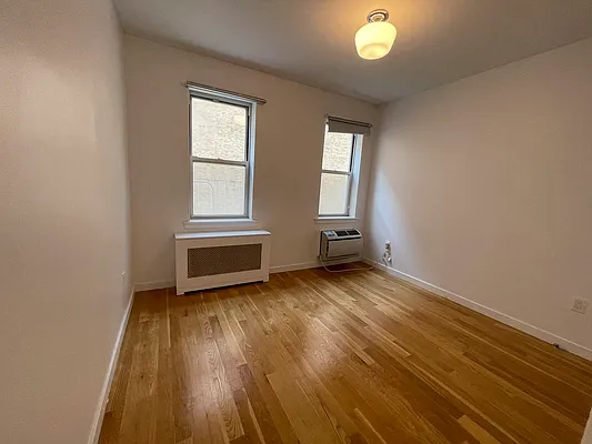 Rented by Safeguard Realty Management | media 22