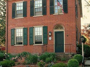 27 Court St, Newtown, PA 18940