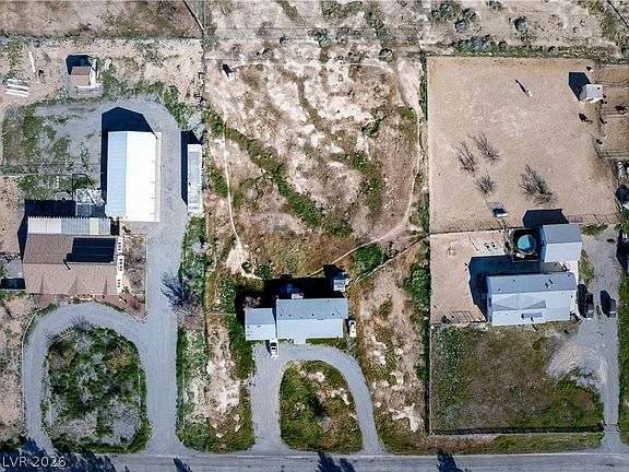 4th image of 1331 Landmark Ave