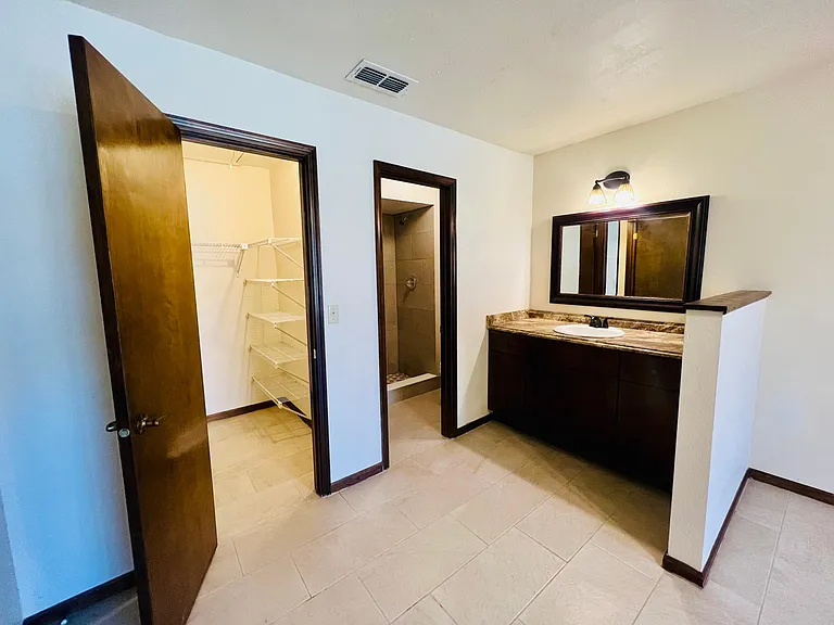 35115 Whispering Oaks Blvd — Photo 12