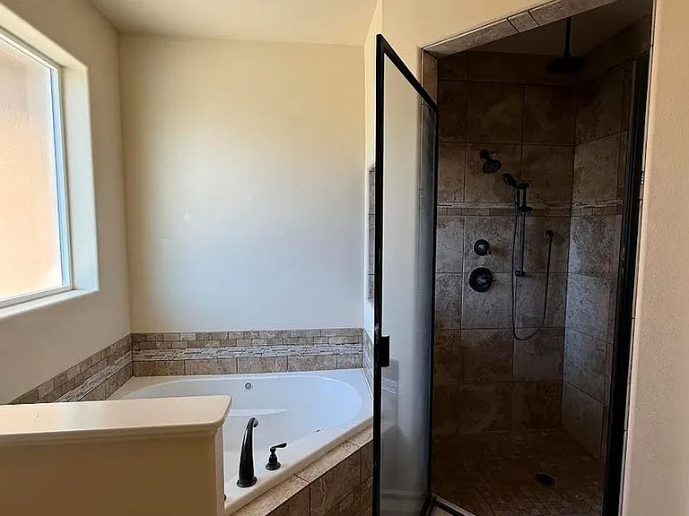 1399 Belmont Blvd — Photo 5