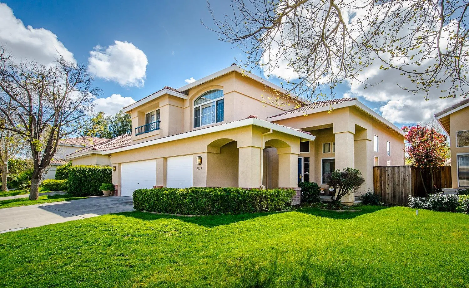 1150 Villaverde Ln photo 1