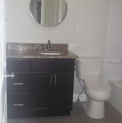 5th image of 3027 S Fern Creek Ave